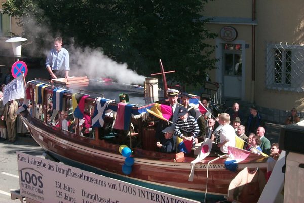 Dampfschiff aus dem Dampfkesselmuseum der Fa. Loos International